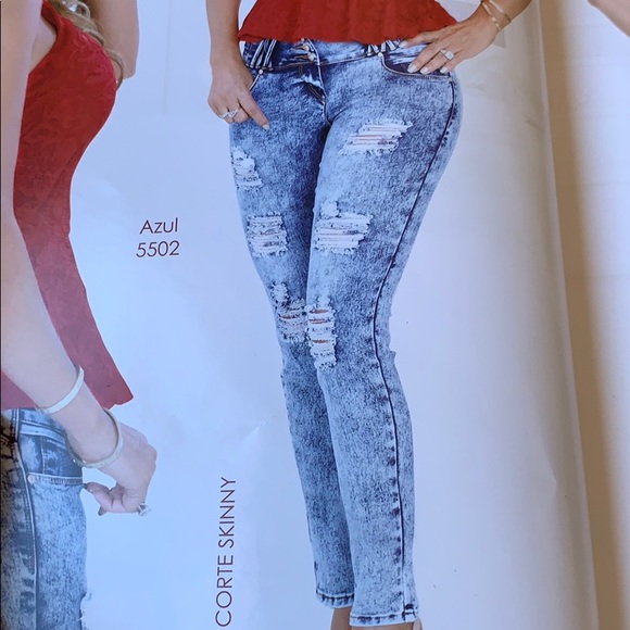 Butt lift Jeans!! - Picture 3 of 3